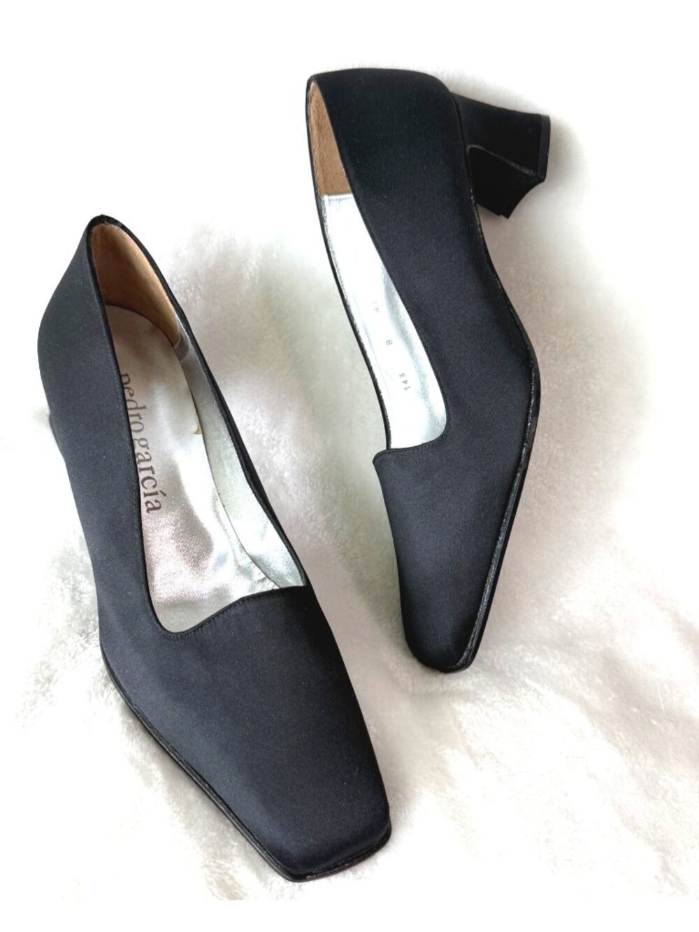 Pedro‎ Garcia size 41 black pumps block heels black square toe